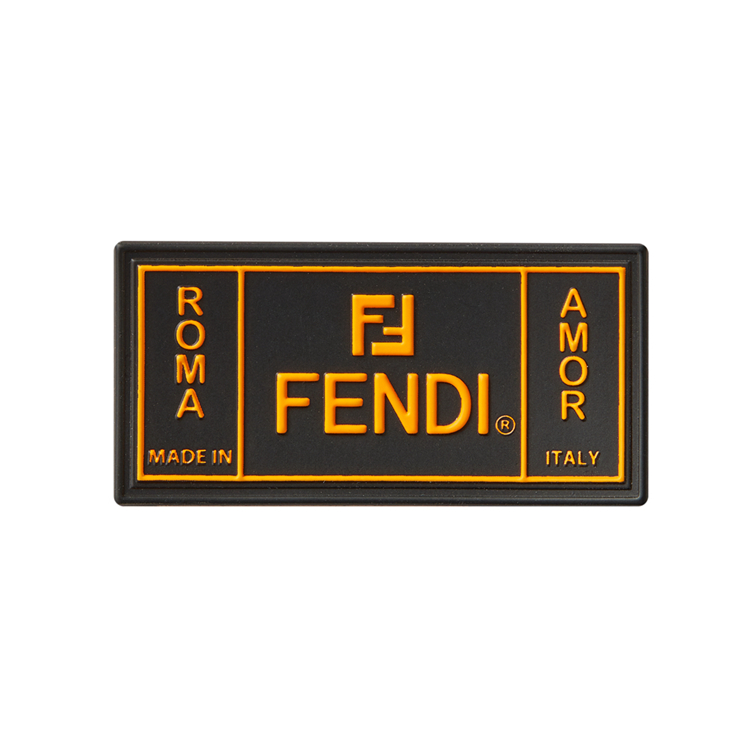 Design your own custom name badges to reflect your brand identity. 